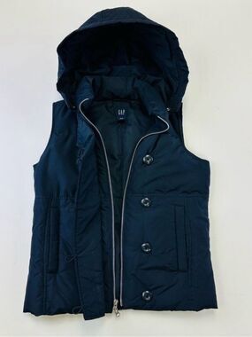Gap navy down hooded vest Small navy zip & button front Quilted puffer womens